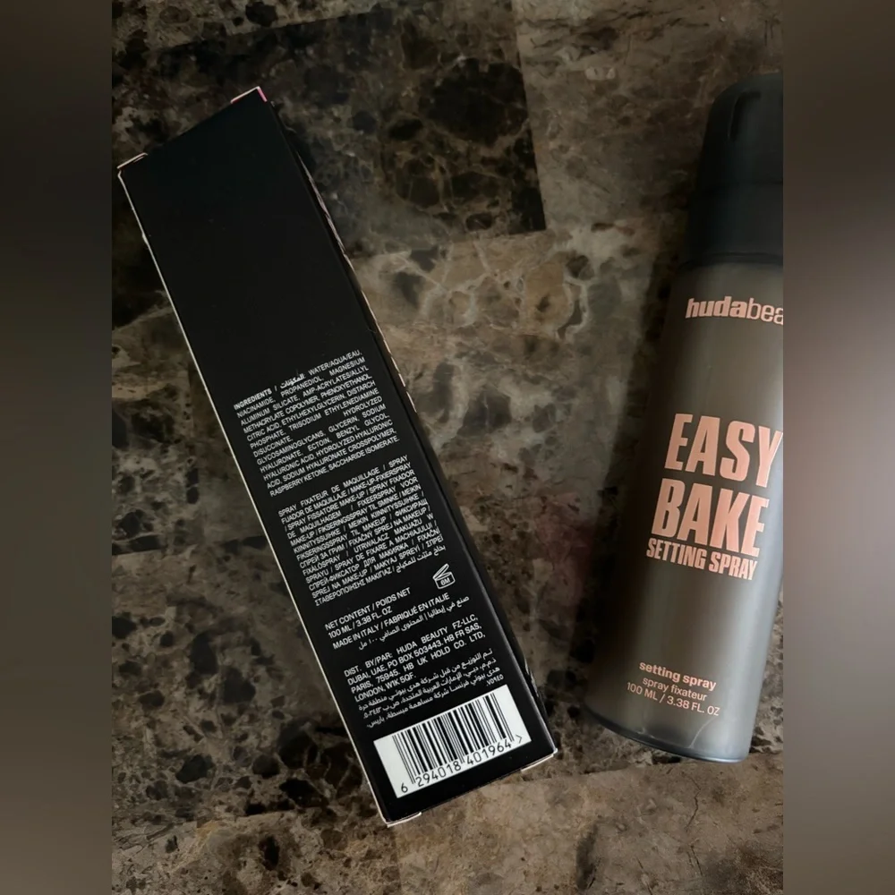Huda Beauty Easy Bake Setting Spray 3.38 fl oz New Beauty Makeup Face Skincare